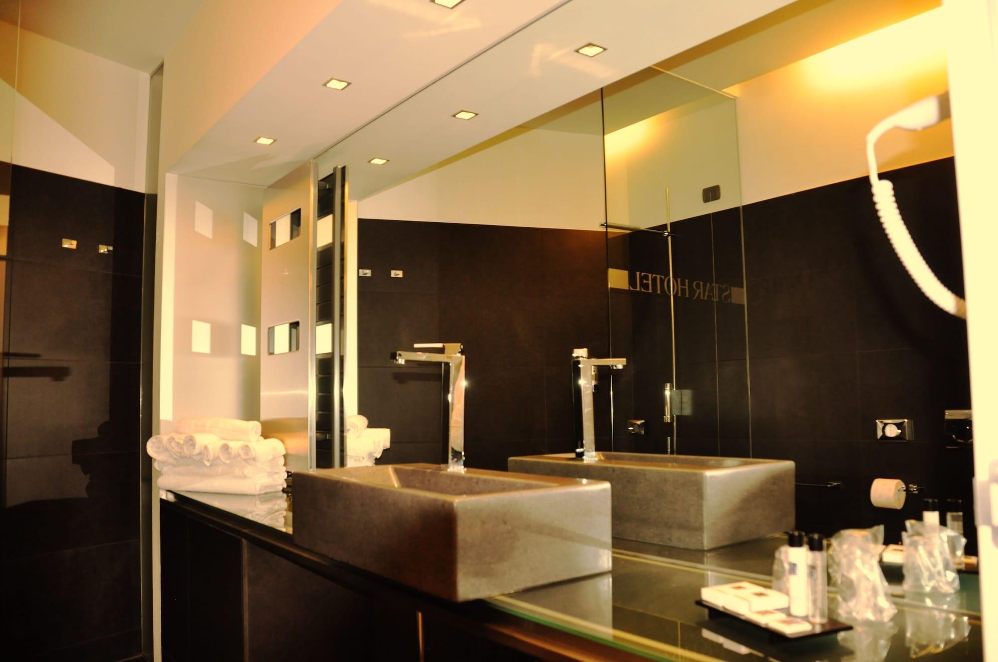 Star Hotel Airport Verona Доссобуоно Экстерьер фото