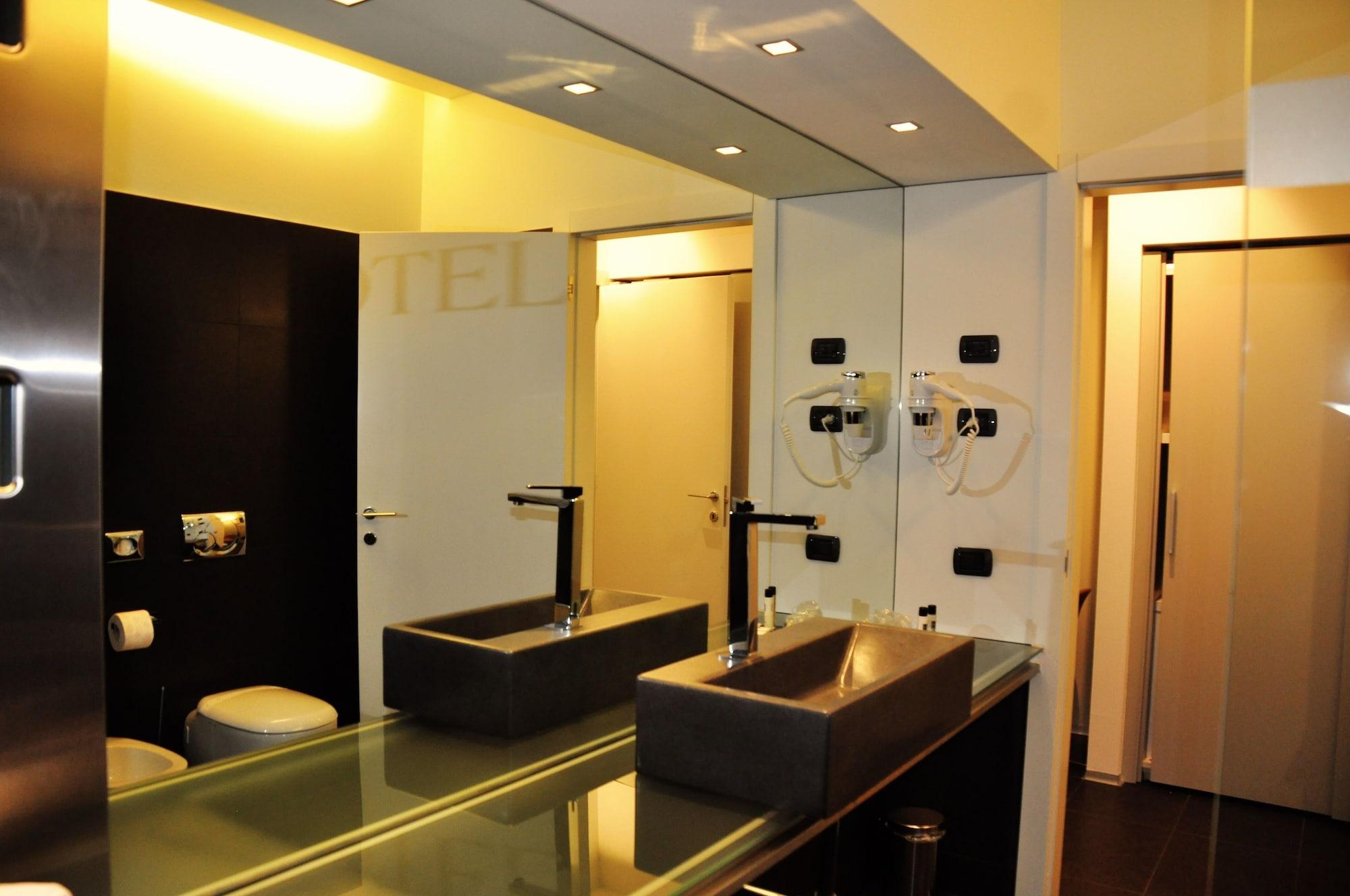 Star Hotel Airport Verona Доссобуоно Экстерьер фото