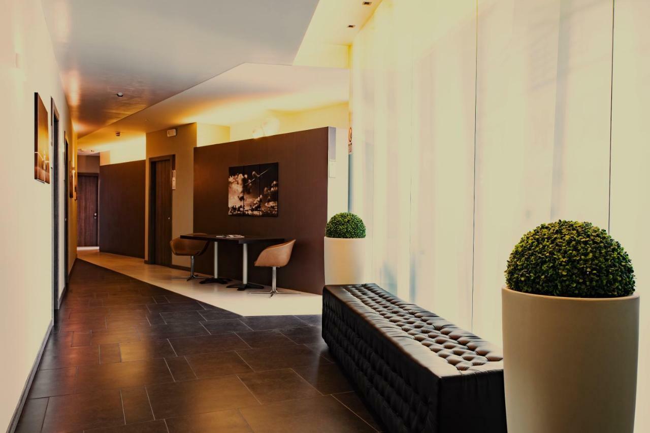 Star Hotel Airport Verona Доссобуоно Экстерьер фото